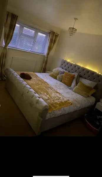 Flat For Rent in Eastbourne, England