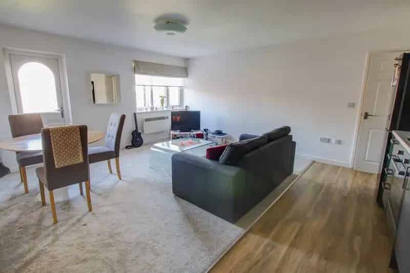 2 Bedroom Apartment to Rent - City Centre Living
