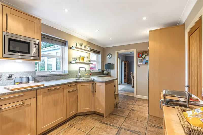 4 Bedroom Detached House for Sale Alwoodley Golf Course
