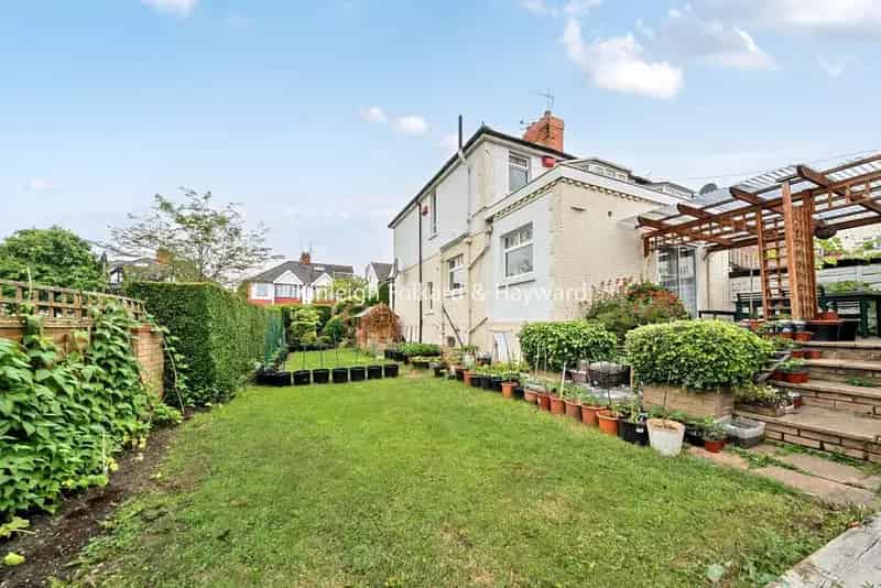 House For Sale , London, England