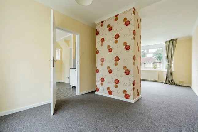 3 Bed Semi-Detached House for Sale in Bristol