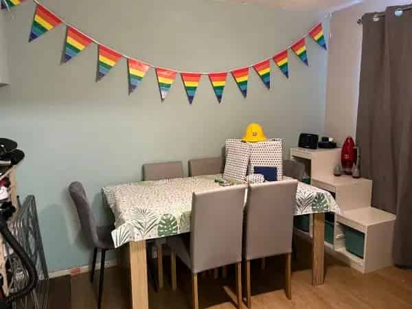 Large 3 Bed House Near Schools