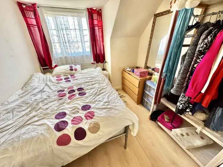 3 Bedroom Maisonette for Sale Scarborough YO12