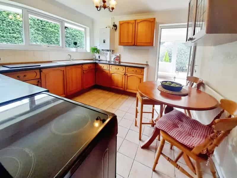 2 bedroom House
 For Sale