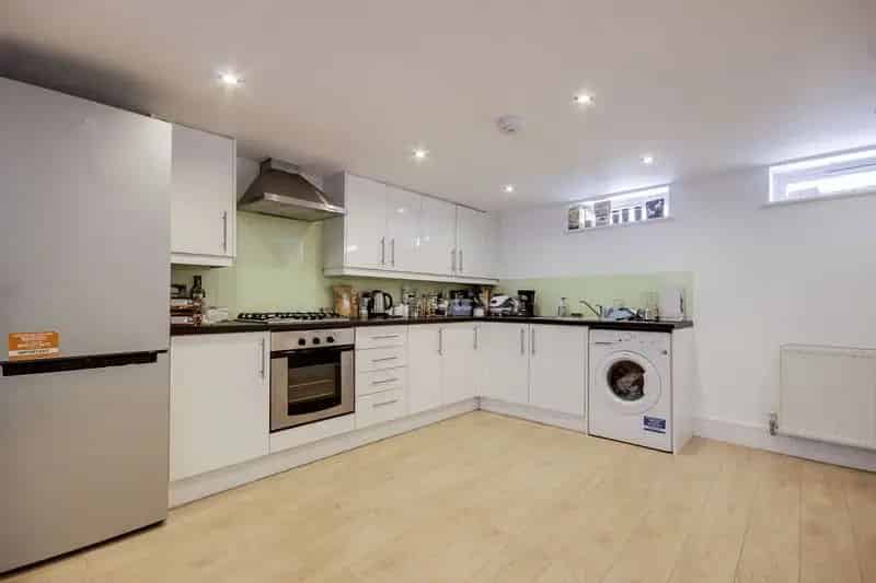 2 Bedroom Apartment House to Rent Near Homerton Hackney
