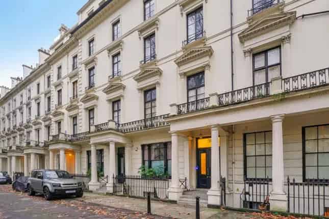 Flat for Sale Westbourne Terrace London W2 Victorian Charm Private Parking