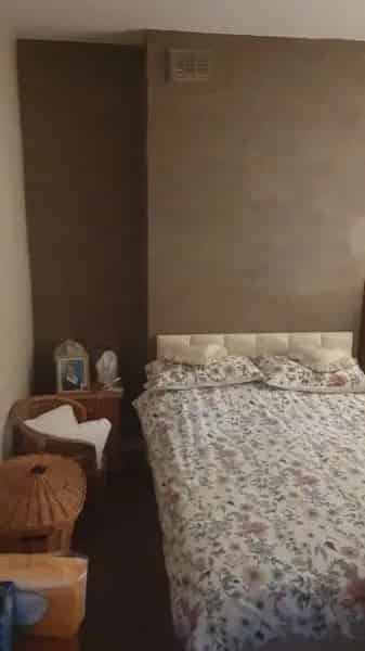 2 Double Bedroom Maisonette Near Battersea Park Central London