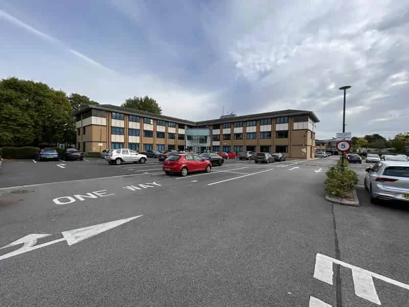 Cambridge Office Suite Refurbished  Excellent Parking