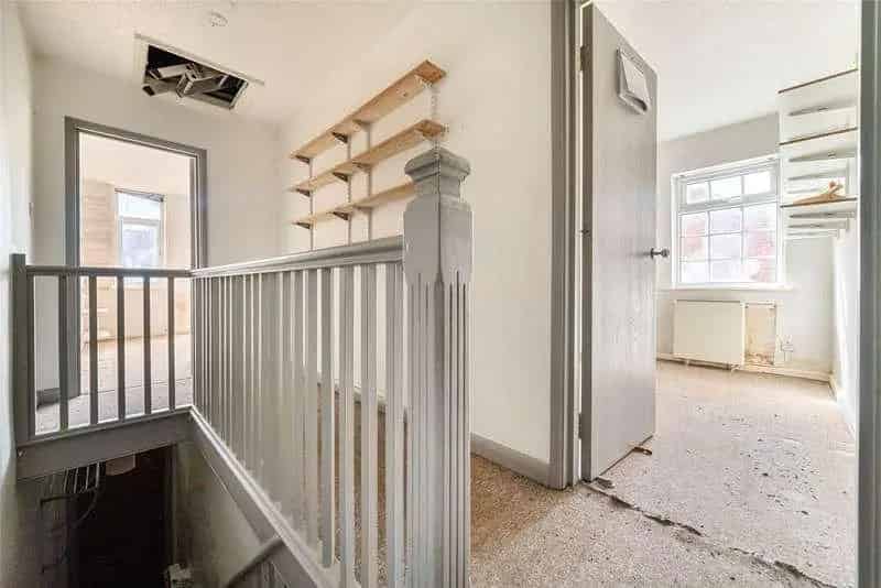 1 Bed Flat for Sale Headington Central Vacant Chain Free