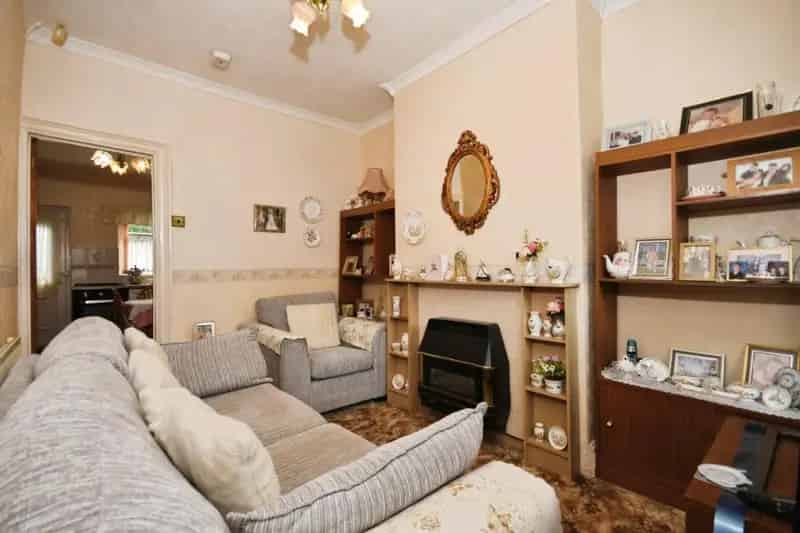 2 Bed House for Sale Near Chesterfield