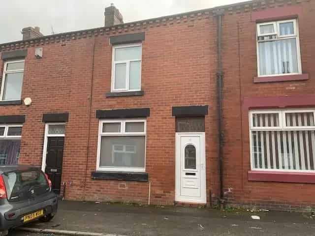 4 Bedroom HMO Investment Property For Sale