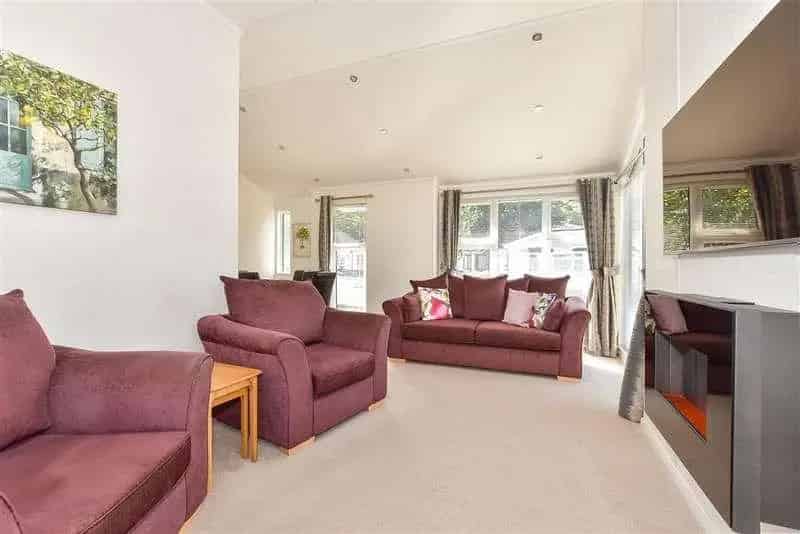 2 Bed Park Home for Sale