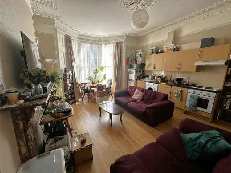 2 Bedroom Apartment to Rent in Bristol