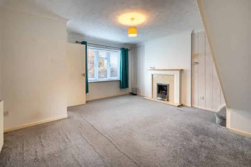 2 Bedroom House For Sale