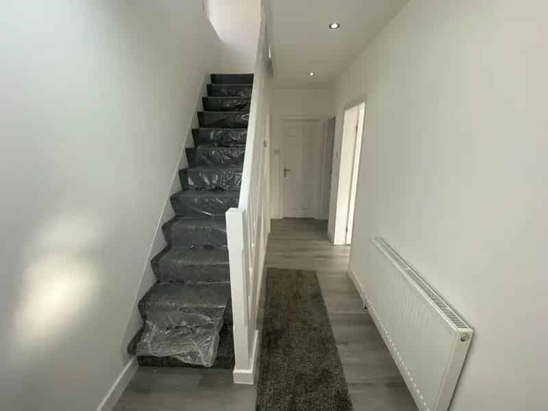 3 Bedroom Semi-Detached House Manchester