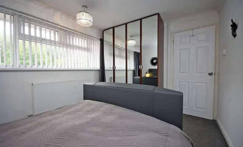 2 Bed Detached Bungalow Near Coastline