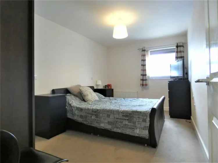 Flat For Sale in Priestley Road, Basingstoke and Deane, England