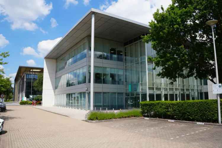 Office For Rent in Slough, England