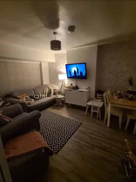 2 Double Bedroom Ground Floor Flat Near Hillingdon Hospital