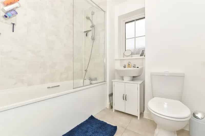 2 Bedroom Semi-Detached House for Sale Paddock Wood