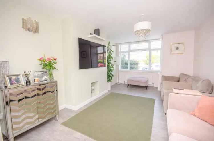 4 Bedroom End of Terrace House for Sale