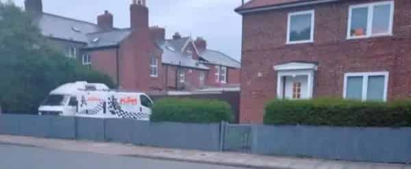 2 Bed Semi Detached House Large Gardens Double Driveway