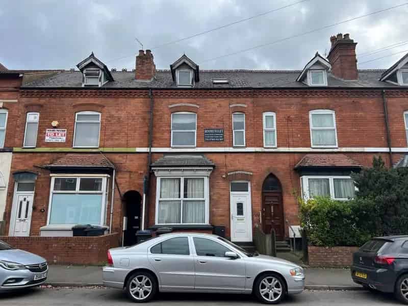 6 Bedroom Terraced House for Sale