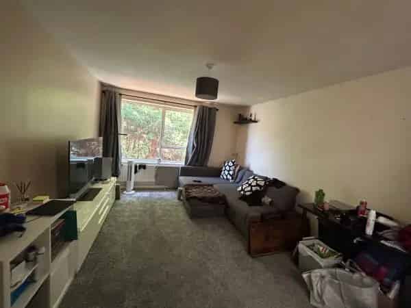 Flat For Rent , East Hampshire, England