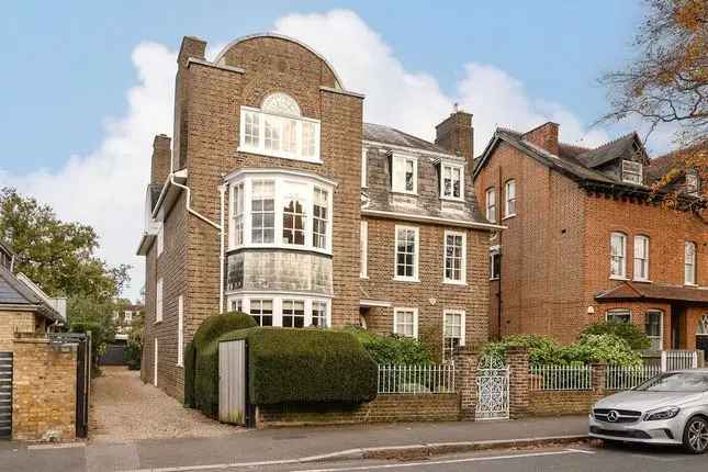 Nine Bedroom Detached House Wimbledon Village SW19