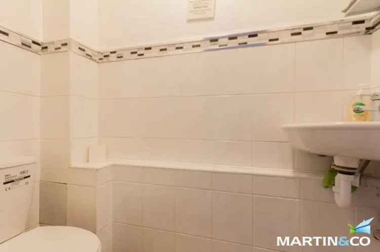 1 Bedroom Flat To Rent Available Now