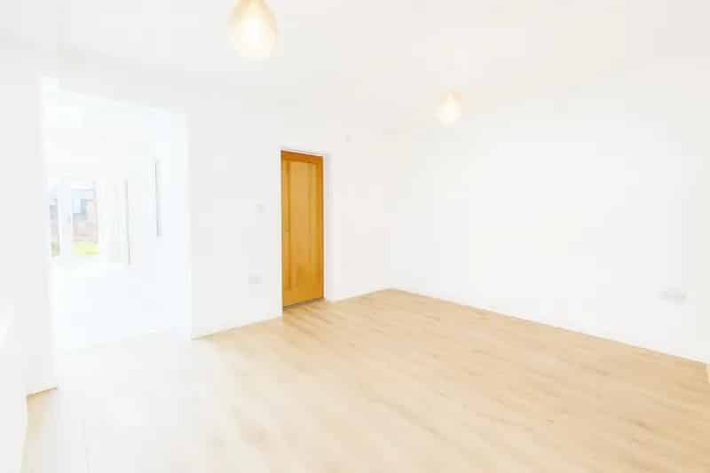 3 bedroom House
 To Let