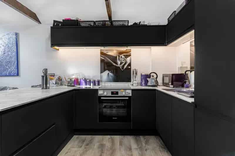 1 Bedroom Flat for Sale 584 SQ FT