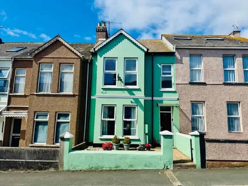 1 Bedroom Detached House to Rent