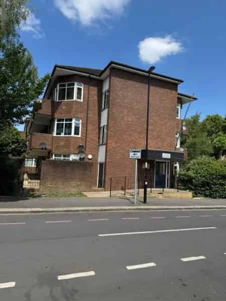 Flat For Rent , London, England
