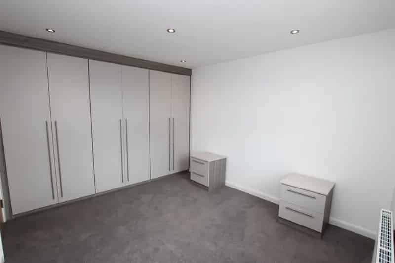 1 bedroom Flat
 To Let