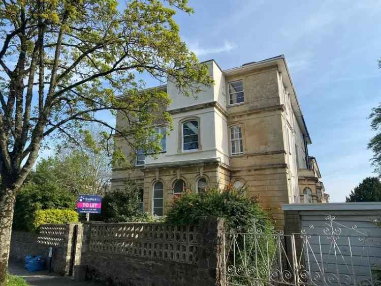 3 Bedroom Flat to Rent in Bristol