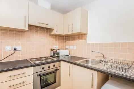 1 Bedroom Apartment Manchester - Secure Parking - Furnished