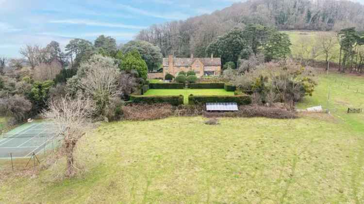 7 Bedroom Detached House with Coach House and 9 Acres
