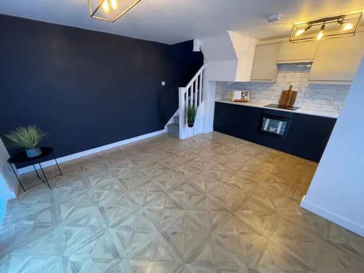 1 Bedroom Mews House for Rent