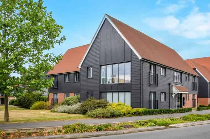 2 Bedroom Flat for Sale