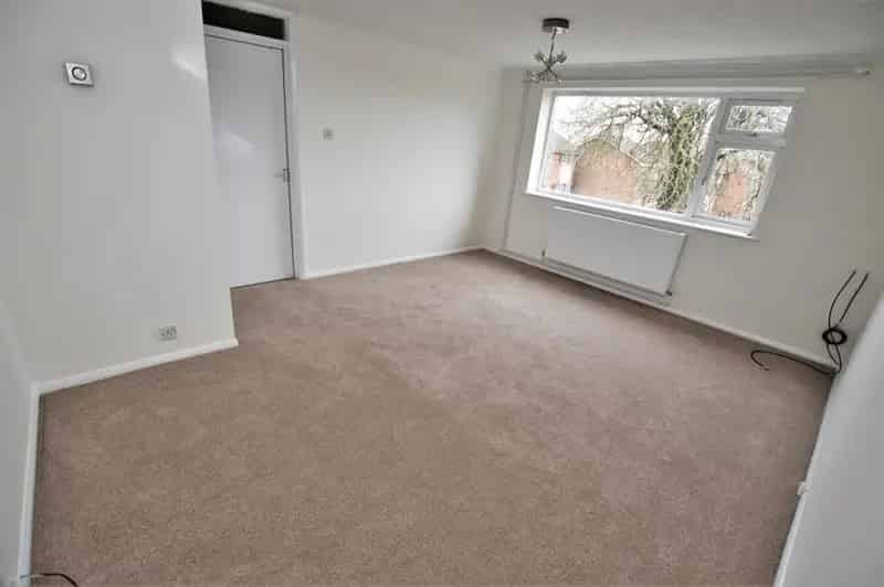 2 Bedroom Apartment To Let in Enderby