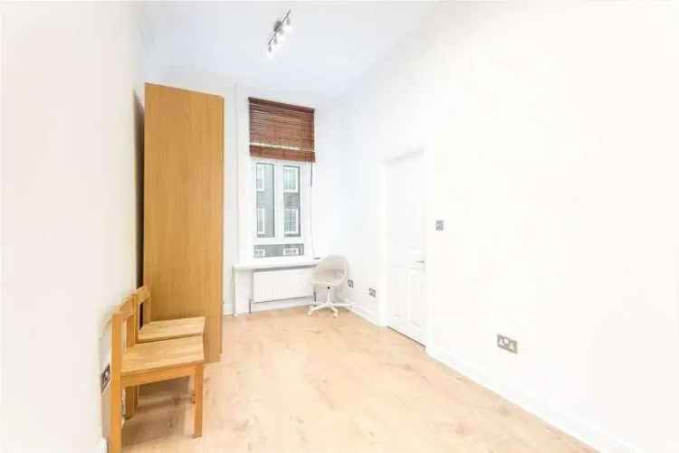 2 Bed Flat for Sale - Period Conversion near Chancery Lane