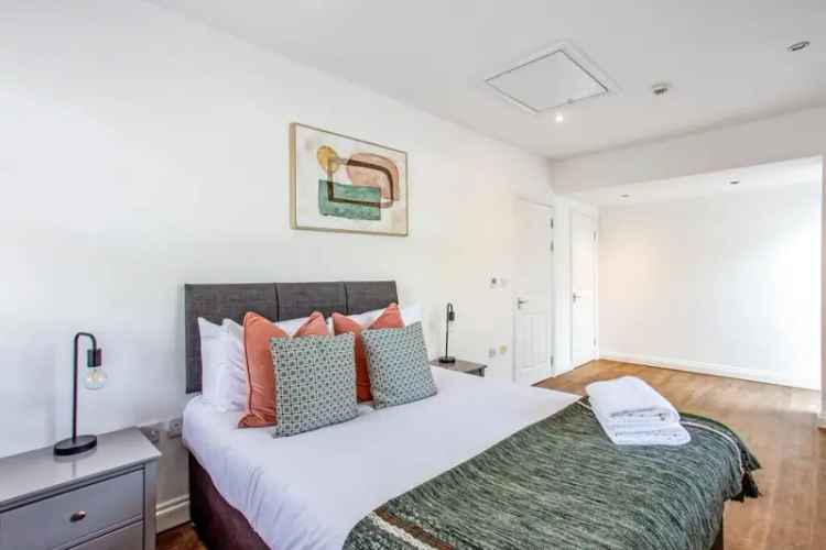 1 Bedroom Furnished Flat Batheaston