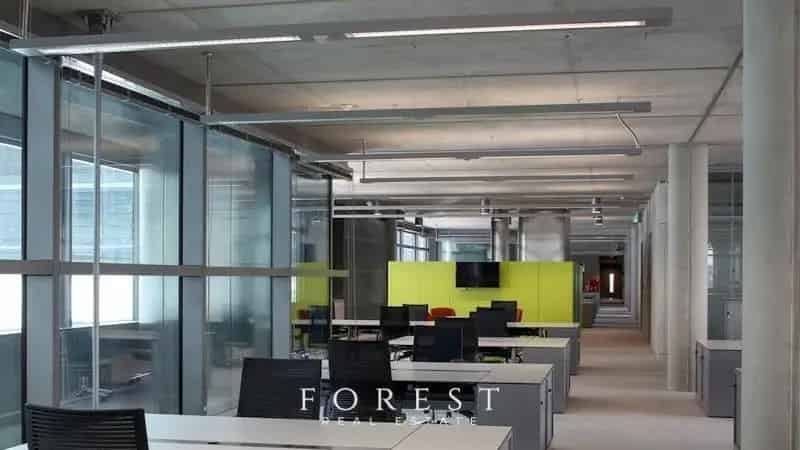 Commercial property For Rent , Engineers Way, London, England