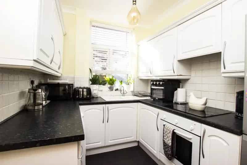 3 bedroom House
 For Sale 
Total Size: 1109 SQ FT