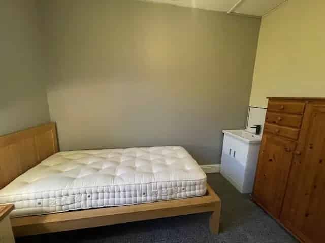 Single Bedroom HMO All Bills Included Zero Deposit Guarantee