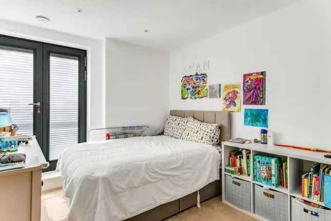 Flat to rent in Maida Vale, Maida Vale W9