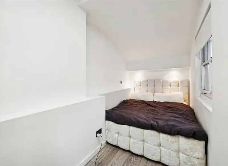 South Kensington One Bedroom Apartment  Refurbished