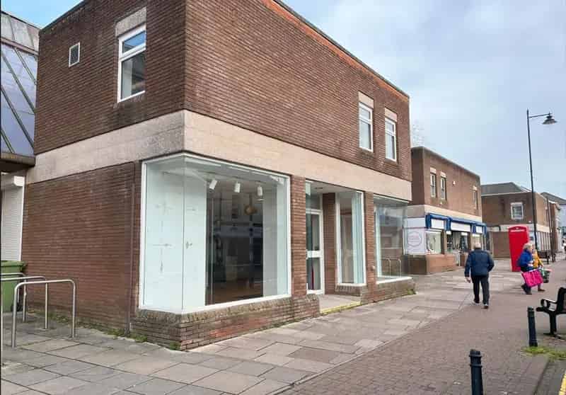 Retail Unit on High Street Near Waitrose