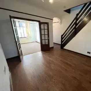 4-Bed House Manchester - Family Home - Available Now
